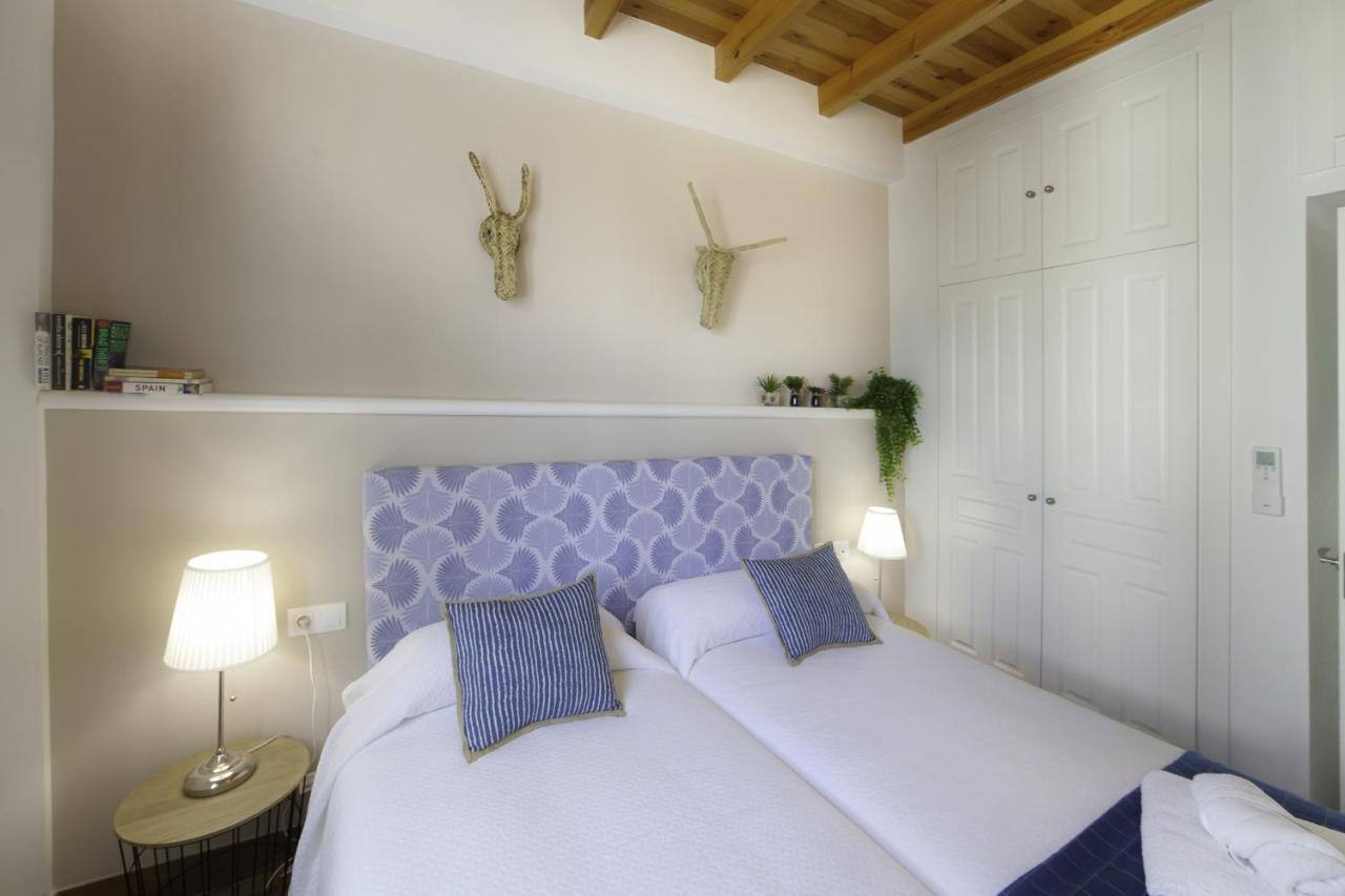 Green-Apartments Mansion Blue Catedral إشبيلية المظهر الخارجي الصورة