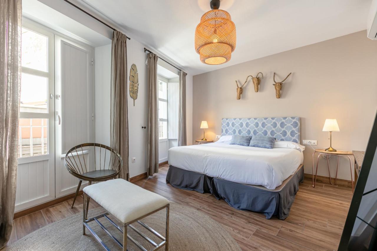 Green-Apartments Mansion Blue Catedral إشبيلية المظهر الخارجي الصورة
