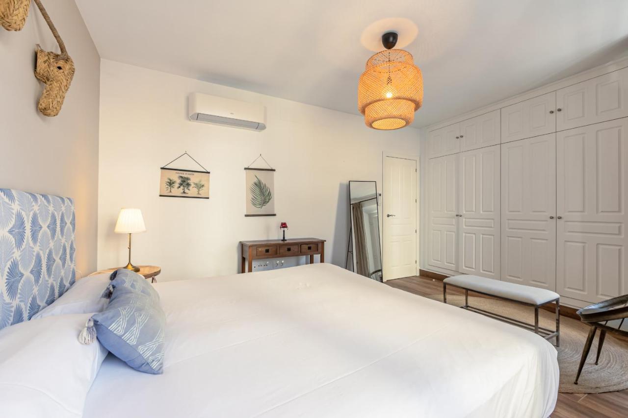 Green-Apartments Mansion Blue Catedral إشبيلية المظهر الخارجي الصورة