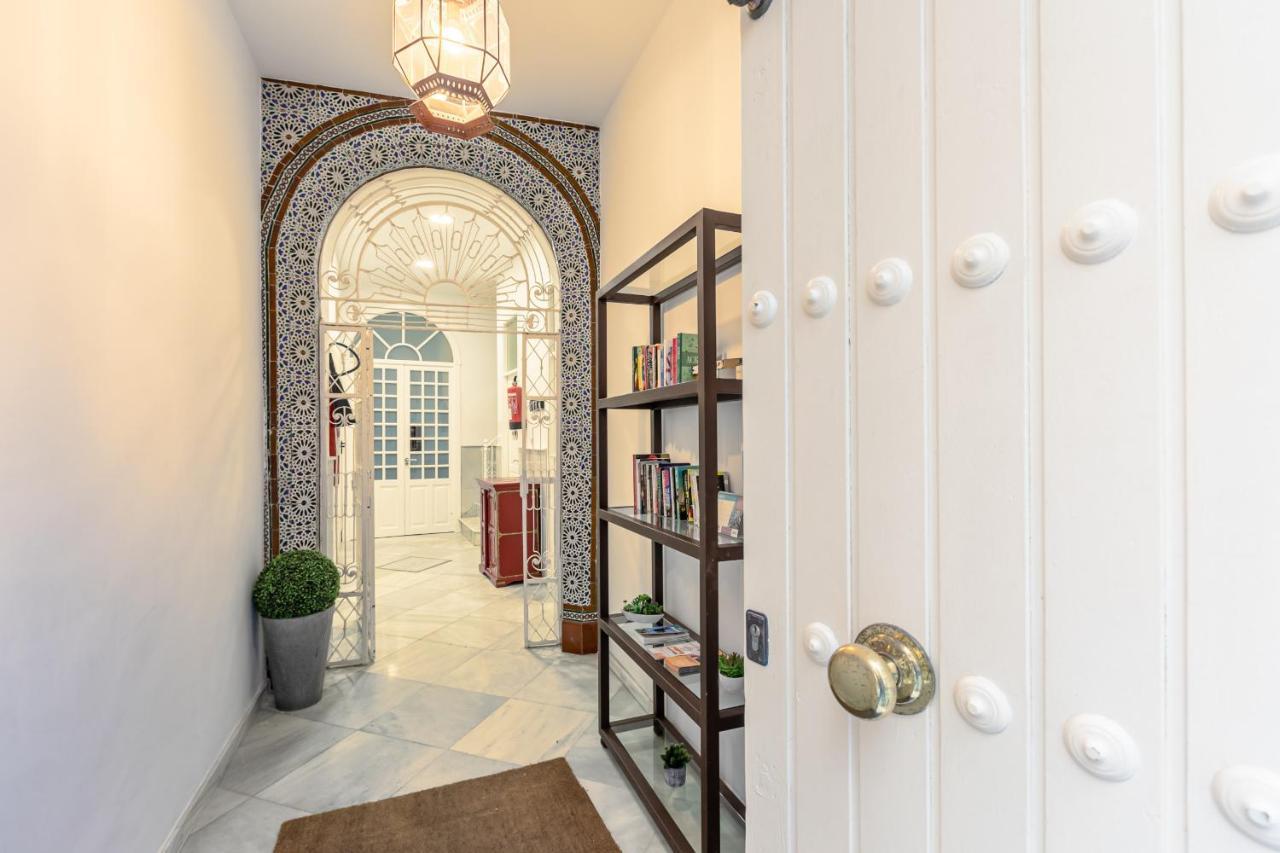 Green-Apartments Mansion Blue Catedral إشبيلية المظهر الخارجي الصورة