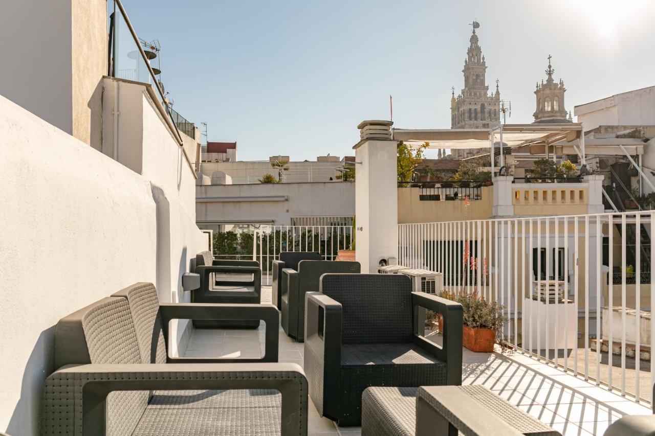 Green-Apartments Mansion Blue Catedral إشبيلية المظهر الخارجي الصورة